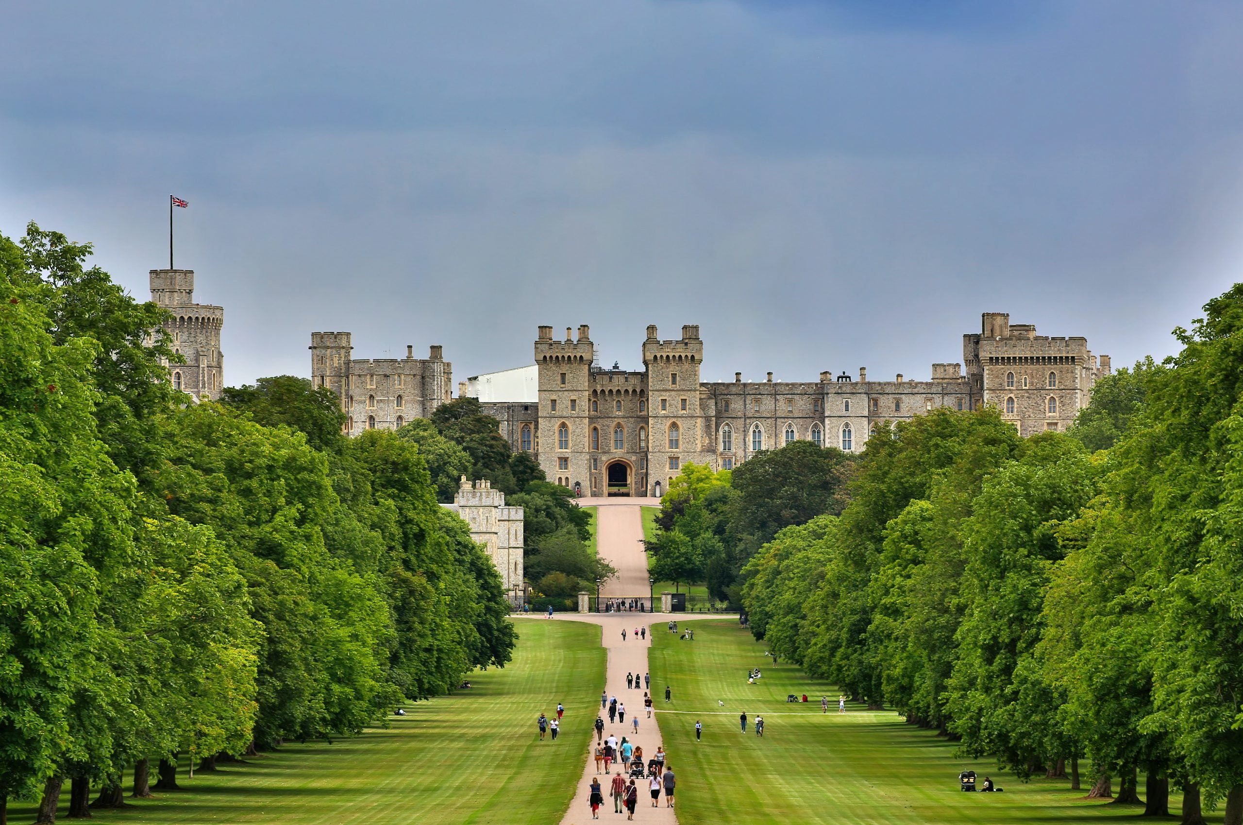 WINDSOR_CASTLE_CAR_SSERVICE_LONDON